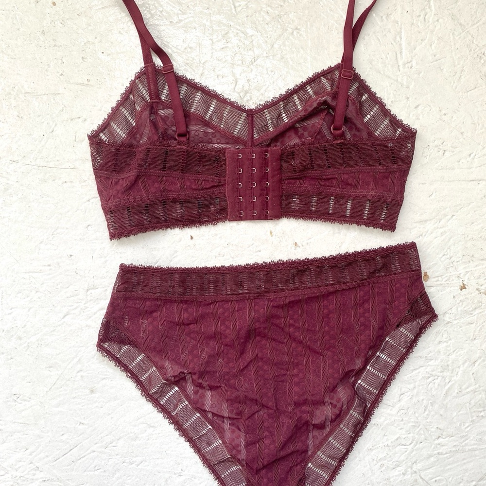 Burgundy Lace Bralette and Panty Set - Picture 5 of 8